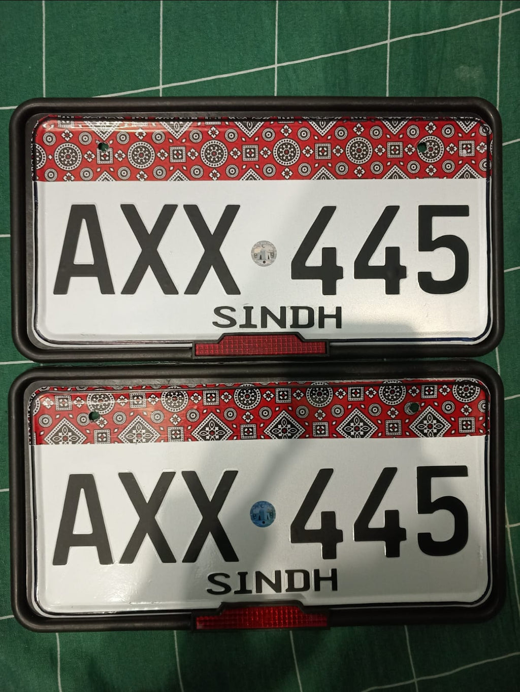 NUMBER PLATES FOR CAR WITH FREE FRAME